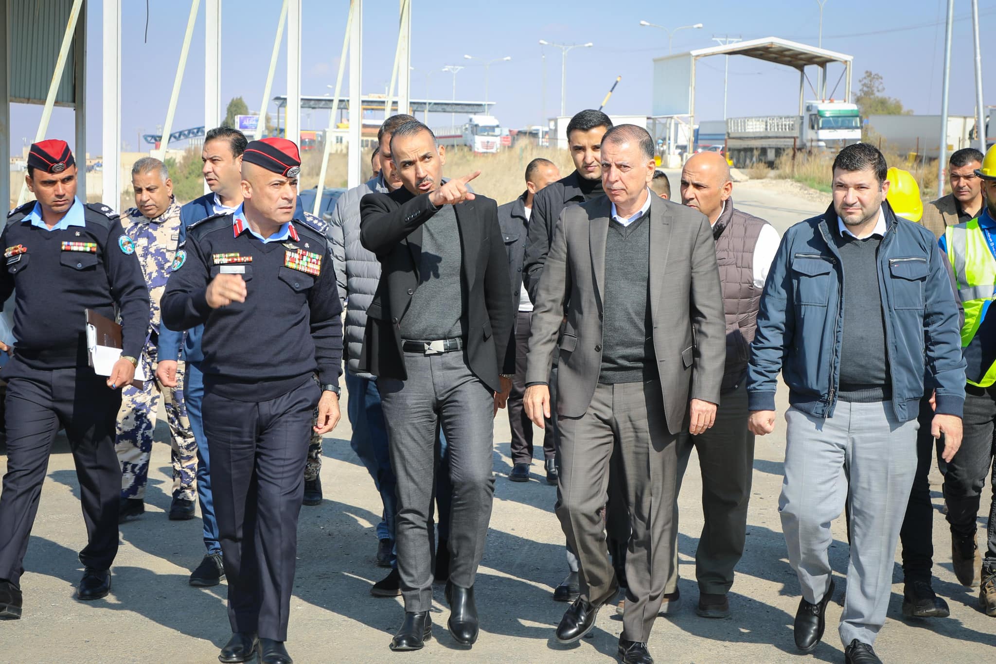 معالي وزير الداخلية مازن الفراية يتفقد مركز حدود جابر بمشاركة عطوفة مدير عام كهرباء إربد المهندس بشار التميمي